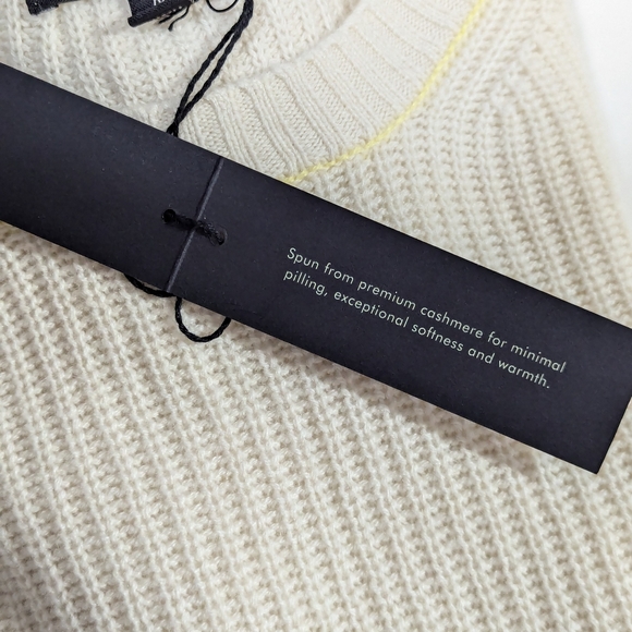 Banana Republic cashmere sweater - Picture 10 of 12